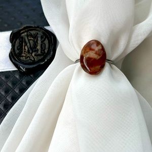 NWT Beautiful Natural Stone Ring - OS